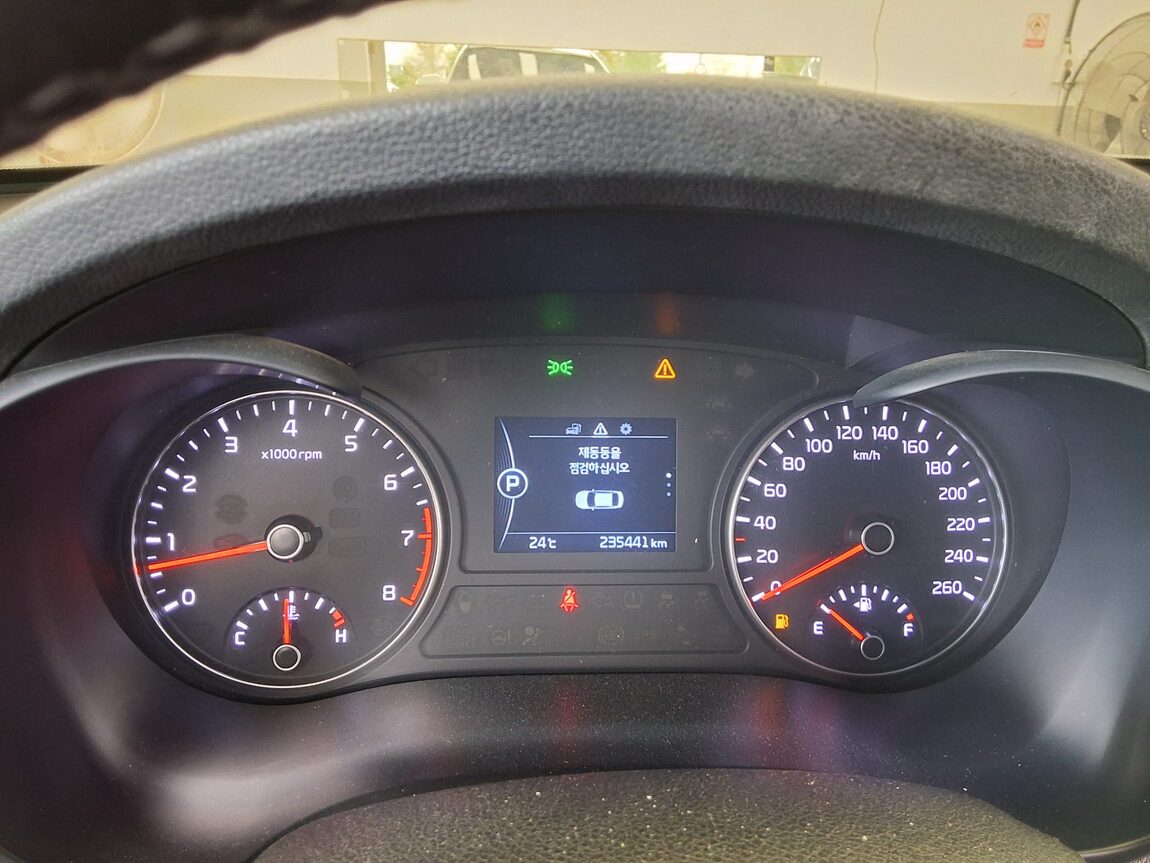KIA NEW K5 2.0 LPI RENTAL CAR PRESTIGE SX 2016 - zdjęcie 9
