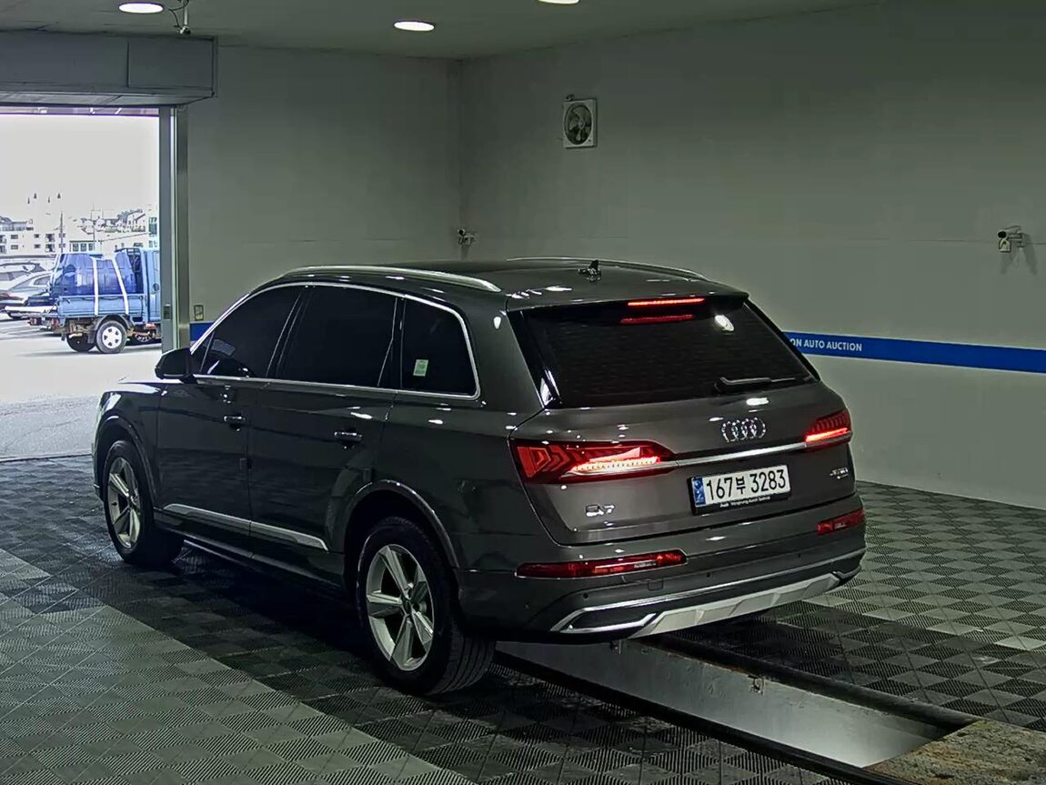 AUDI Q7 (2ND GEN) 45 TDI QUATTRO 2021 - zdjęcie 6