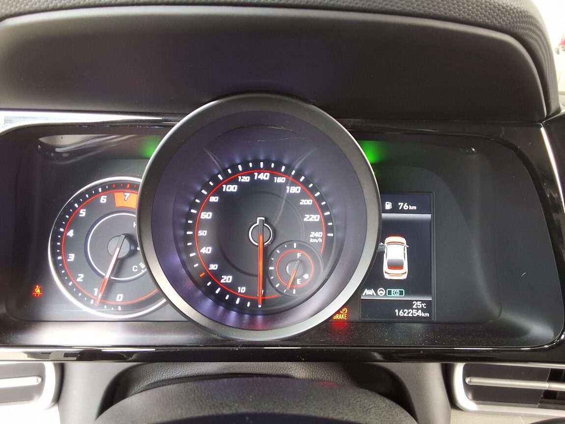 HYUNDAI AVANTE (CN7) 1.6 GASOLINE MODERN 2021 - zdjęcie 9