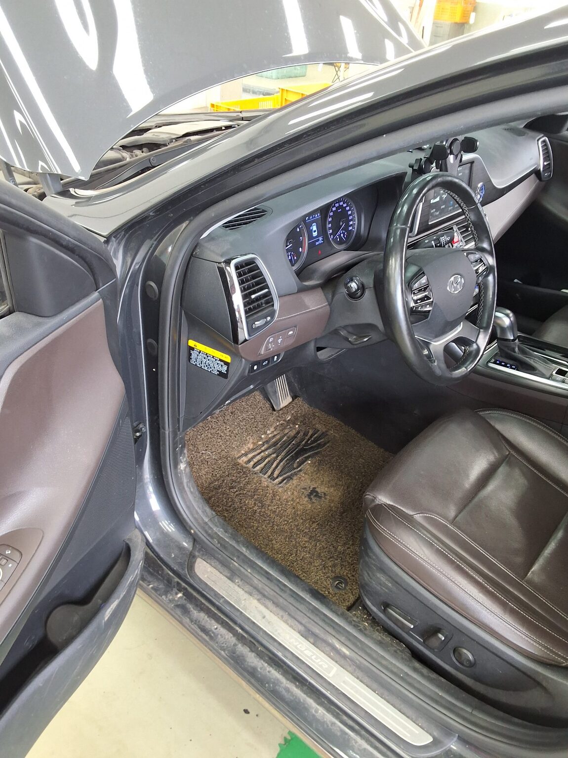 HYUNDAI GRANDEUR IG 3.0 LPi RENTAL CAR MODERN 2019 - zdjęcie 10