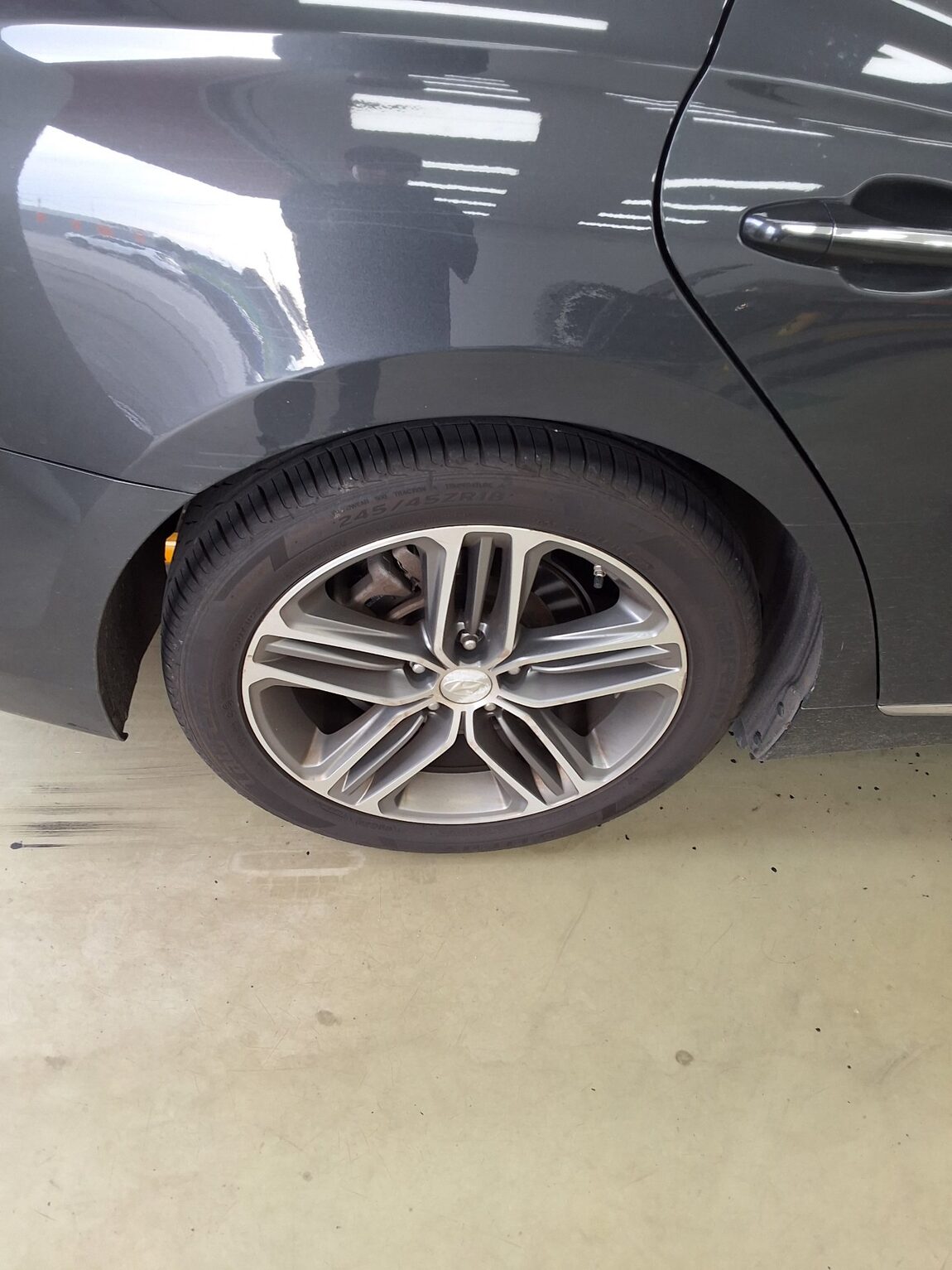 HYUNDAI GRANDEUR IG 3.0 LPi RENTAL CAR MODERN 2019 - zdjęcie 24