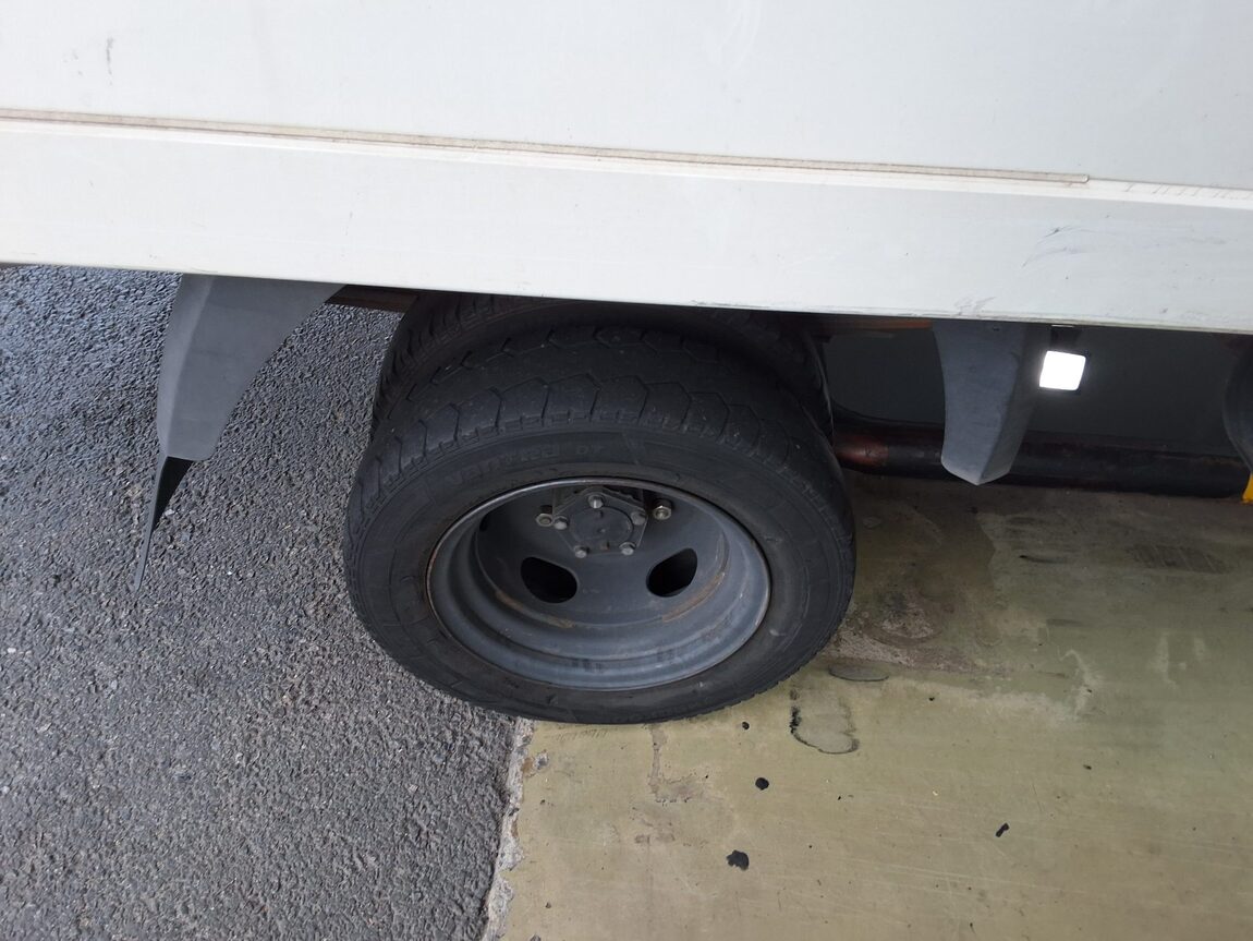 KIA BONGO III CARGO BUILT-IN BOX TRUCK 1 TON KING CAB 2019 - zdjęcie 22
