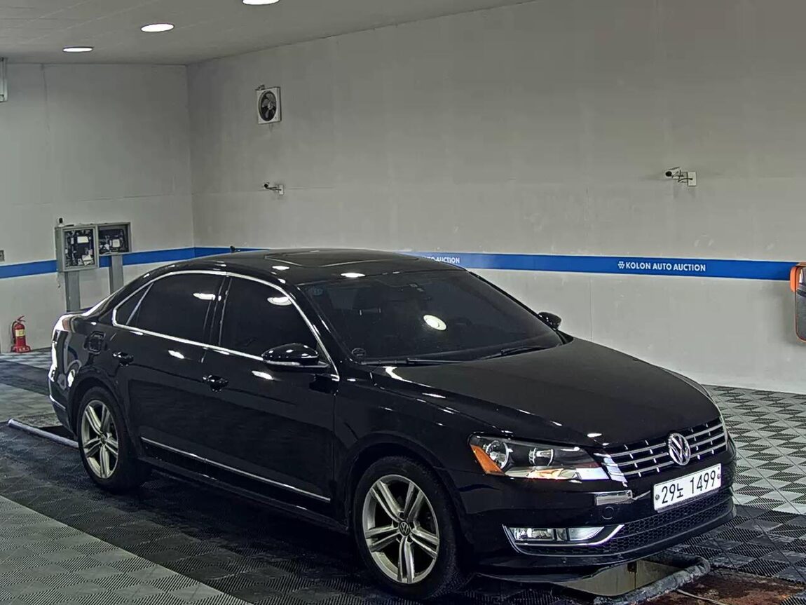 VOLKSWAGEN THE NEW PASSAT (7TH GEN) 2.0 TDI 2015 - zdjęcie 3
