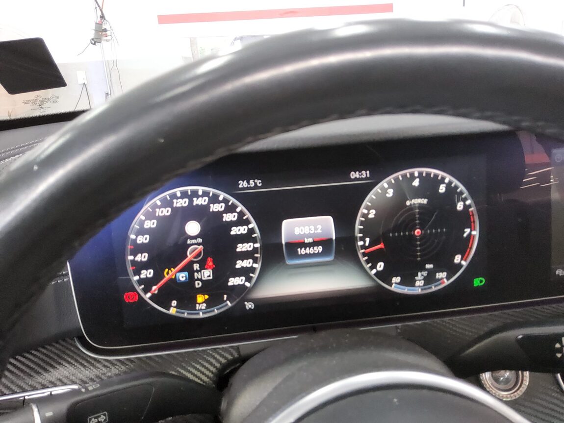 MERCEDES-BENZ E-CLASS (5TH GEN) E300 4MATIC EXCLUSIVE 2019 - zdjęcie 9