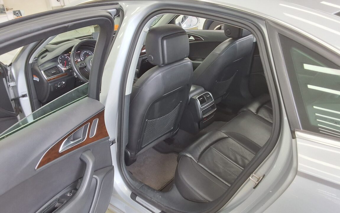 AUDI A6 (4TH GEN) 2.0 TFSI DYNAMIC 2012 - zdjęcie 12