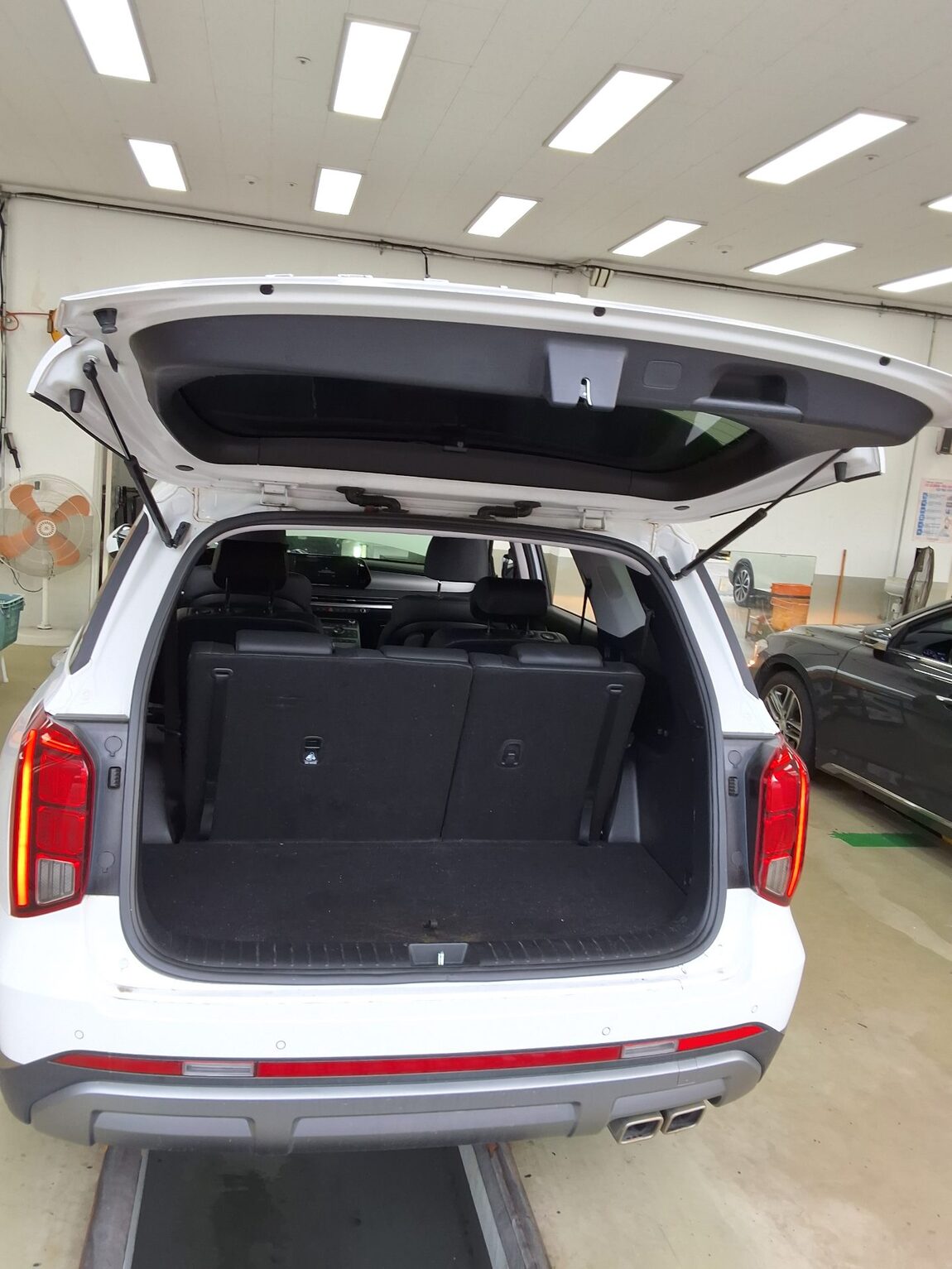 HYUNDAI THE NEW PALISADE 3.8 GASOLINE AWD EXCLUSIVE 2023 - zdjęcie 15