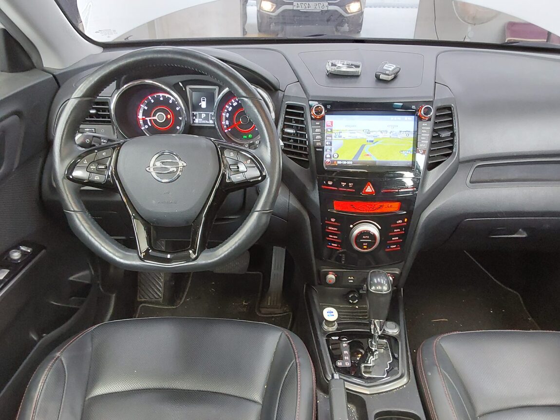KG MOBILITY (SSANGYONG) TIVOLI AIR GASOLINE 2WD RX 2017 - zdjęcie 11