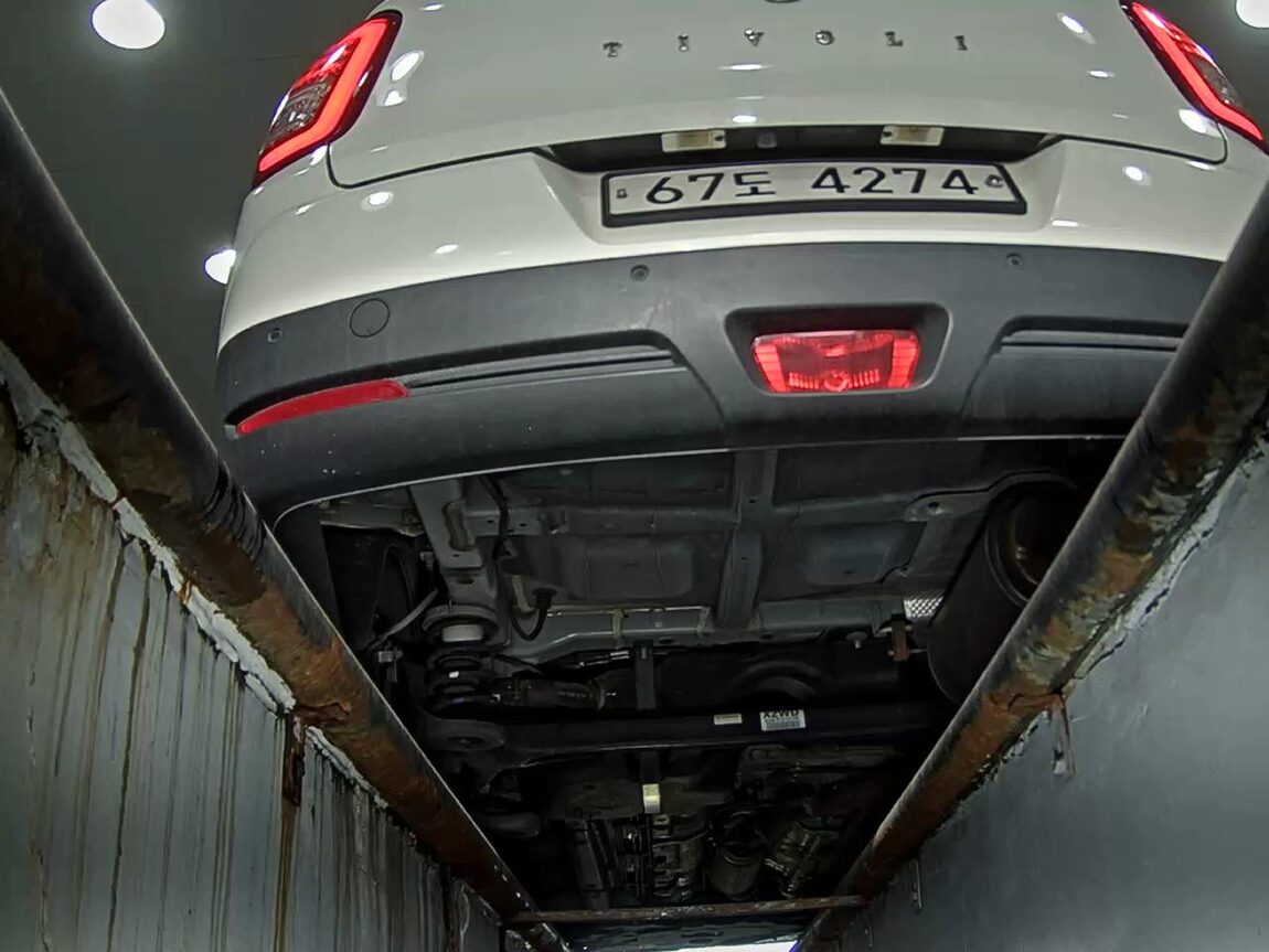 KG MOBILITY (SSANGYONG) TIVOLI AIR GASOLINE 2WD RX 2017 - zdjęcie 8