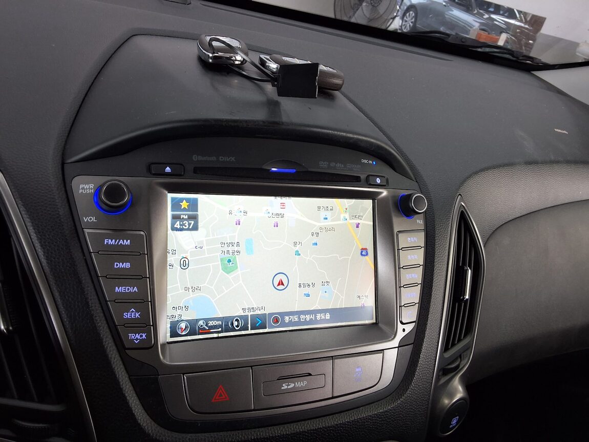 HYUNDAI NEW TUCSON ix DIESEL R2.0 4WD MODERN 2014 - zdjęcie 17