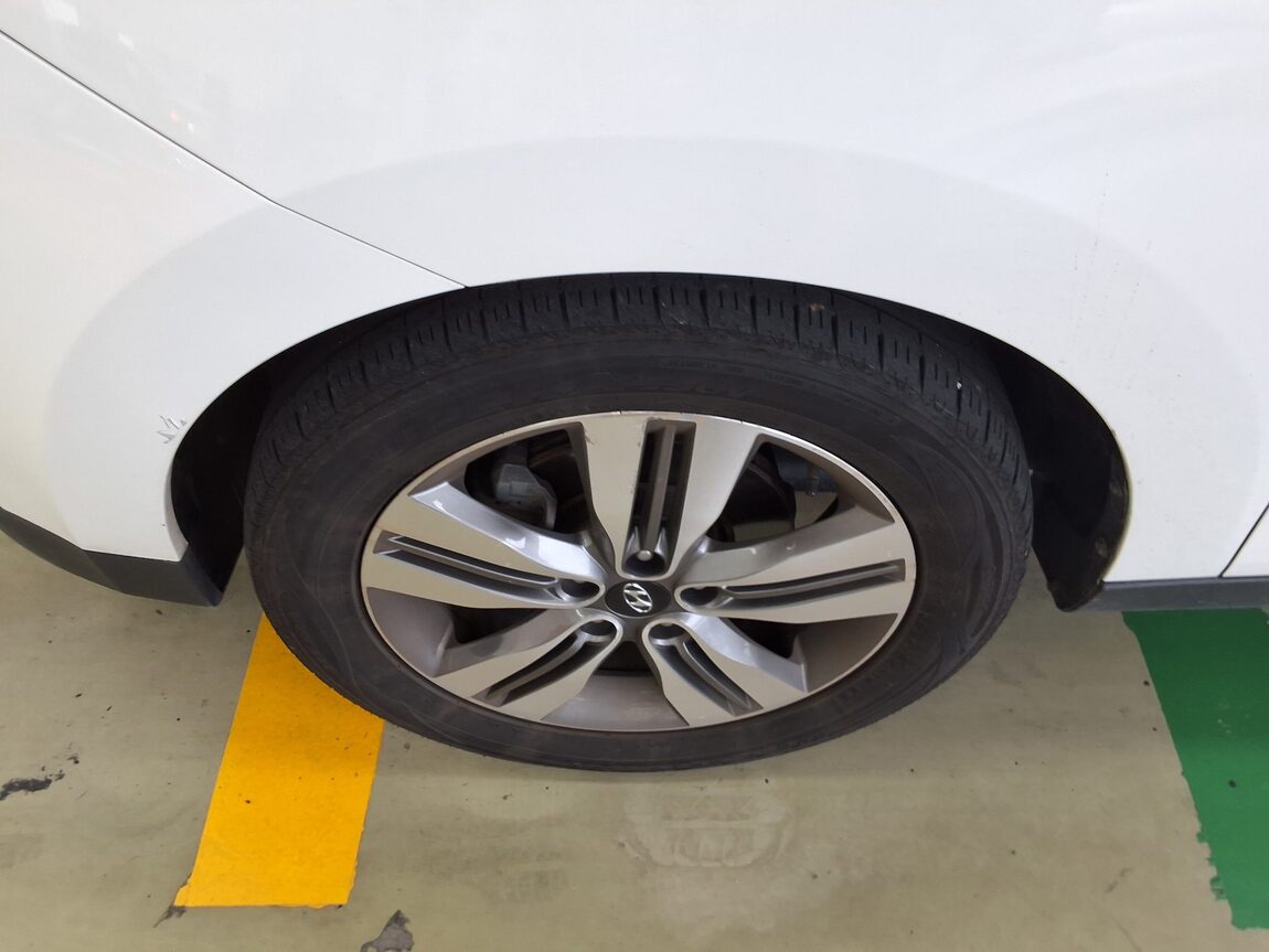 HYUNDAI NEW TUCSON ix DIESEL R2.0 4WD MODERN 2014 - zdjęcie 22