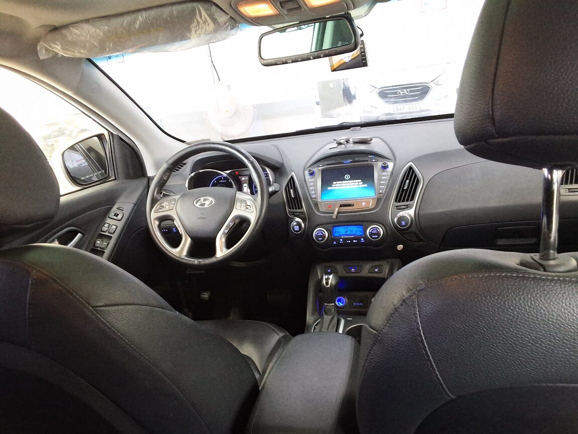 HYUNDAI NEW TUCSON ix DIESEL R2.0 4WD MODERN 2014 - zdjęcie 11