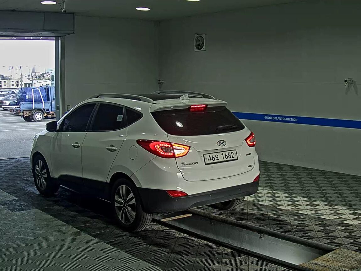 HYUNDAI NEW TUCSON ix DIESEL R2.0 4WD MODERN 2014 - zdjęcie 6