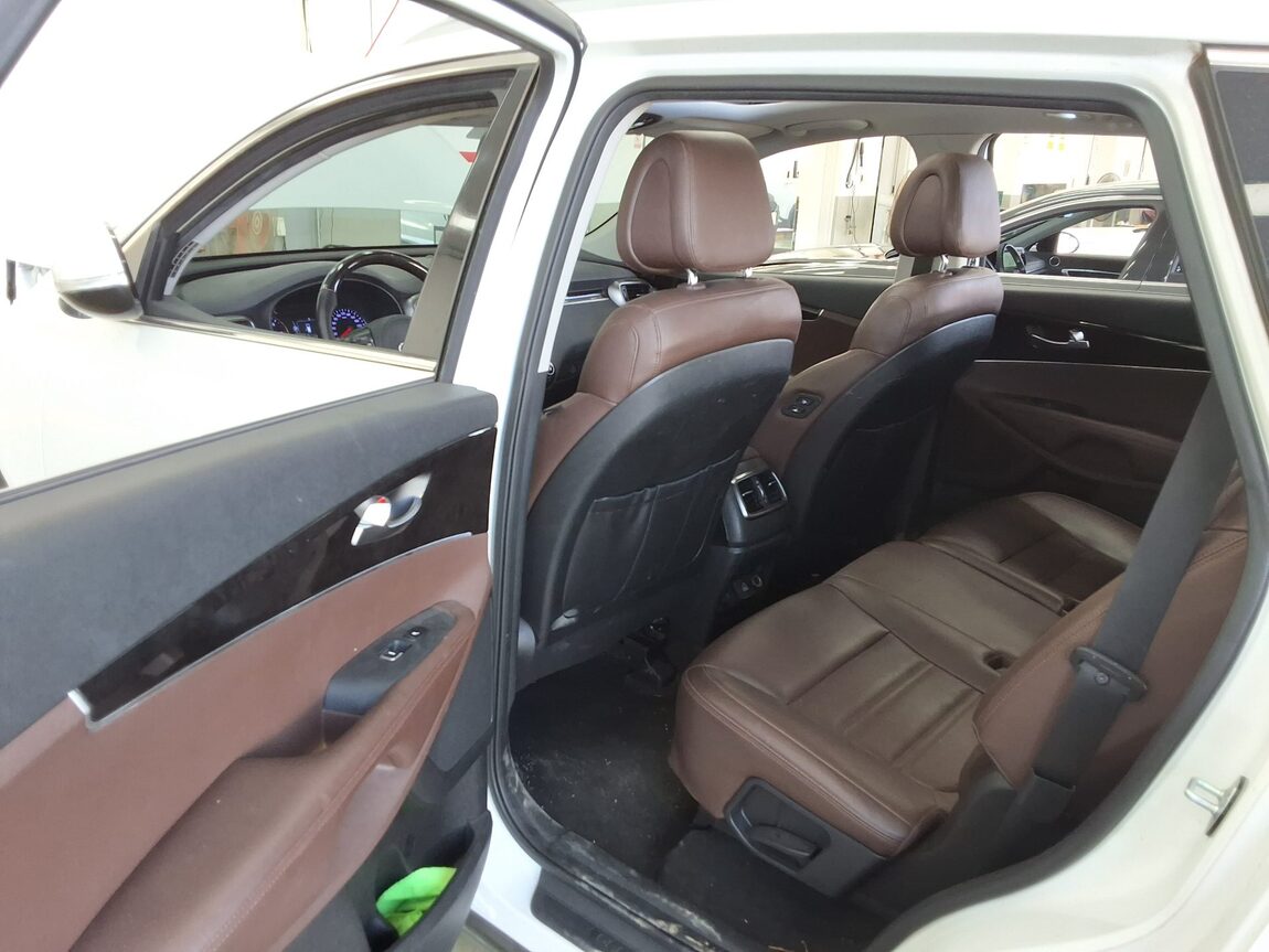 KIA ALL NEW SORENTO R2.0 2WD NOBLESSE 2016 - zdjęcie 12