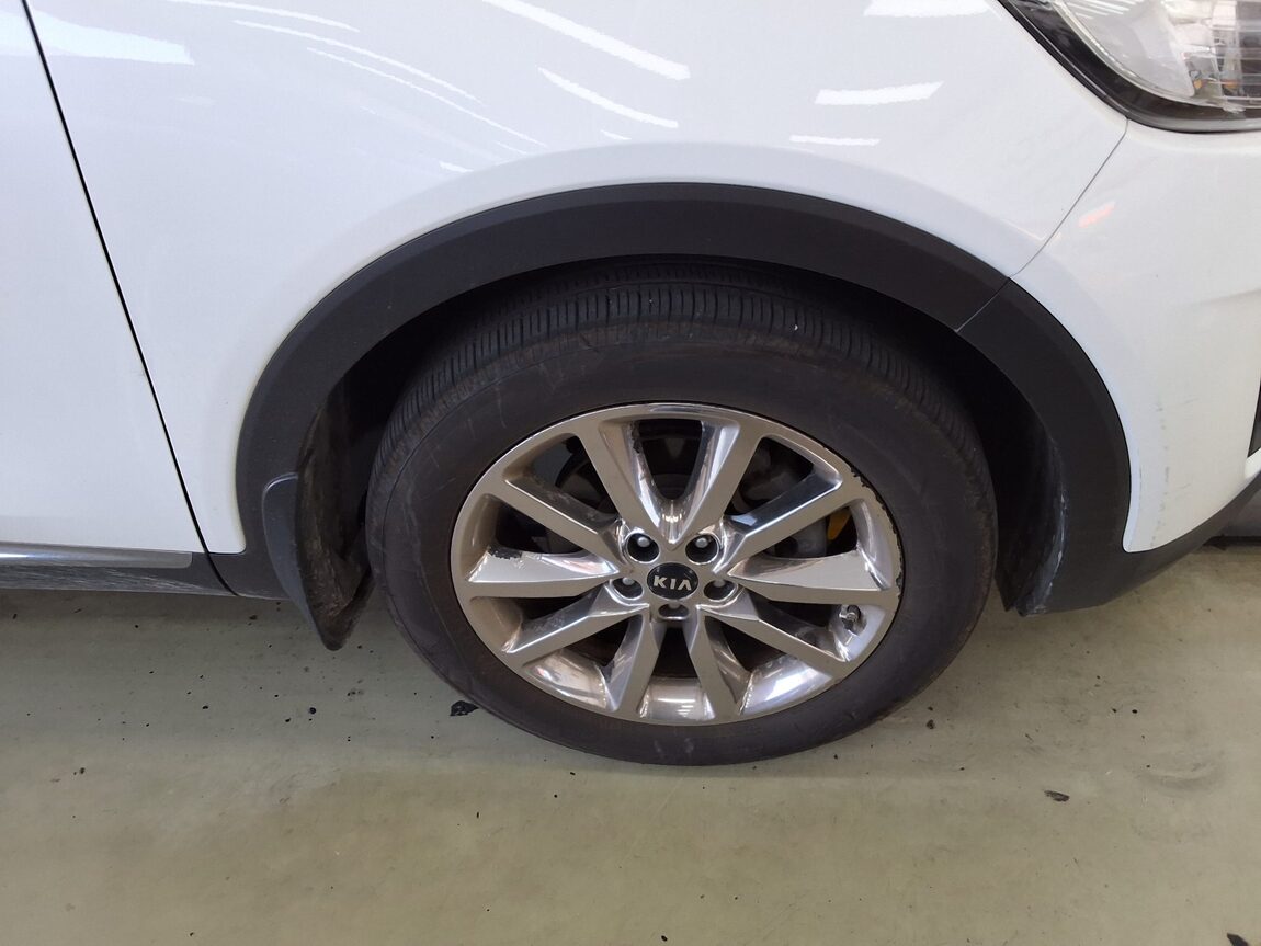 KIA ALL NEW SORENTO R2.0 2WD NOBLESSE 2016 - zdjęcie 24