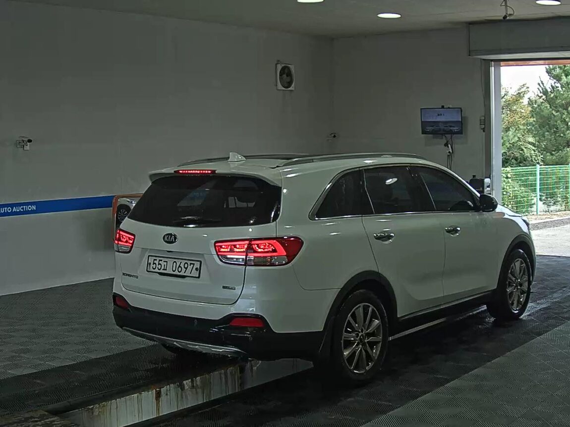 KIA ALL NEW SORENTO R2.0 2WD NOBLESSE 2016 - zdjęcie 5