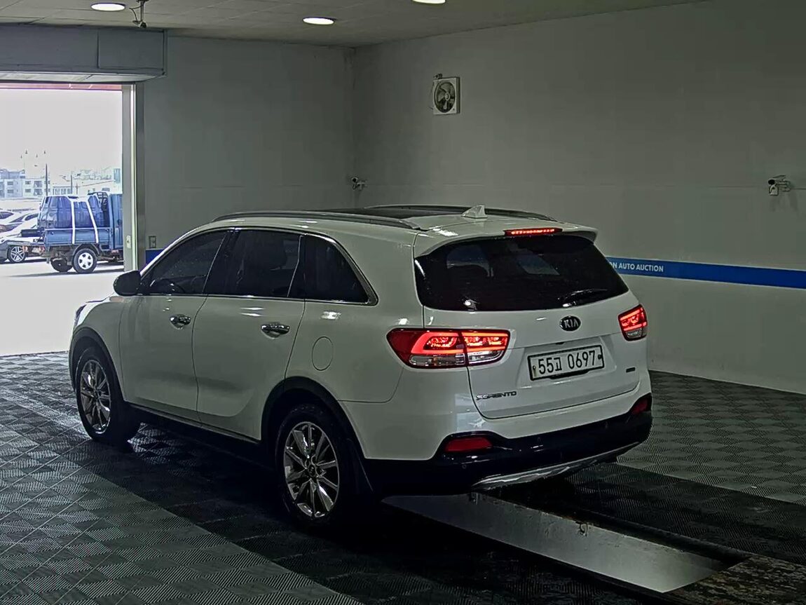 KIA ALL NEW SORENTO R2.0 2WD NOBLESSE 2016 - zdjęcie 6