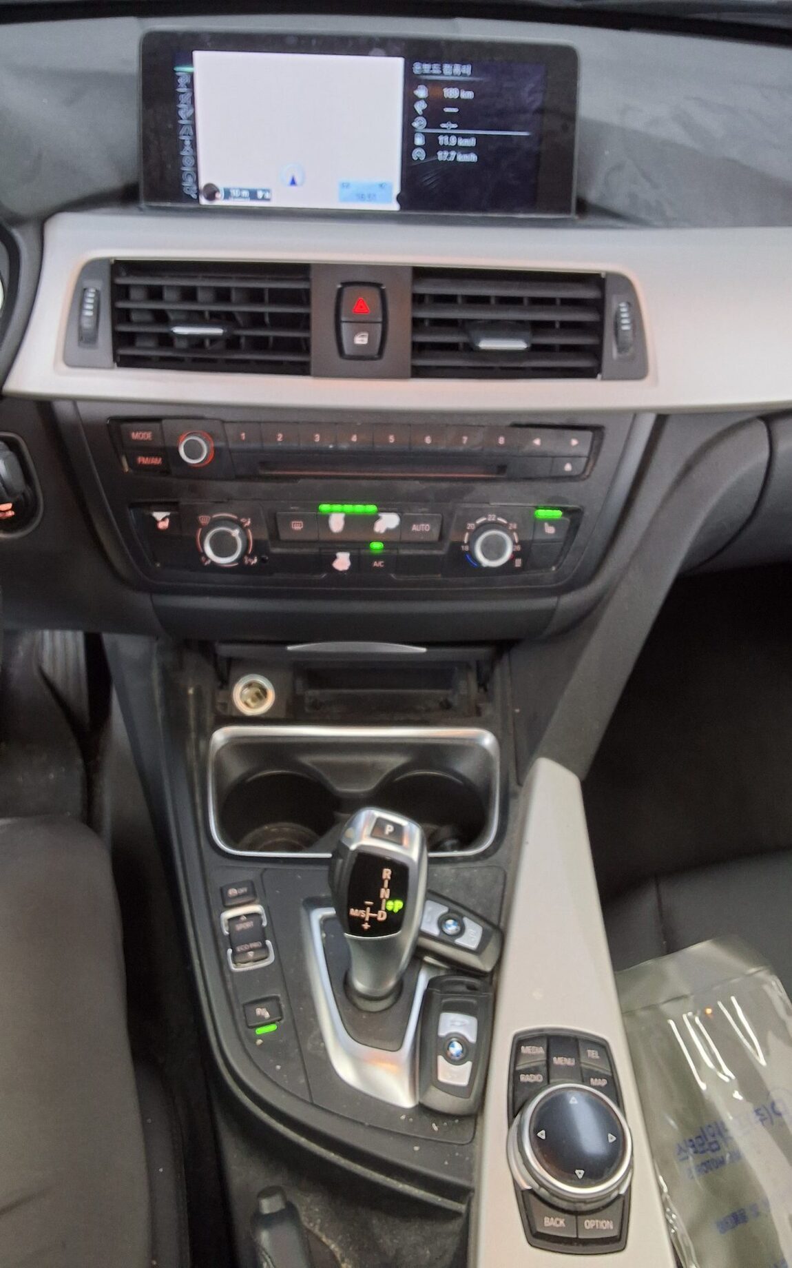 BMW 3 SERIES (6TH GEN) 320d ED EDITION 2014 - zdjęcie 18