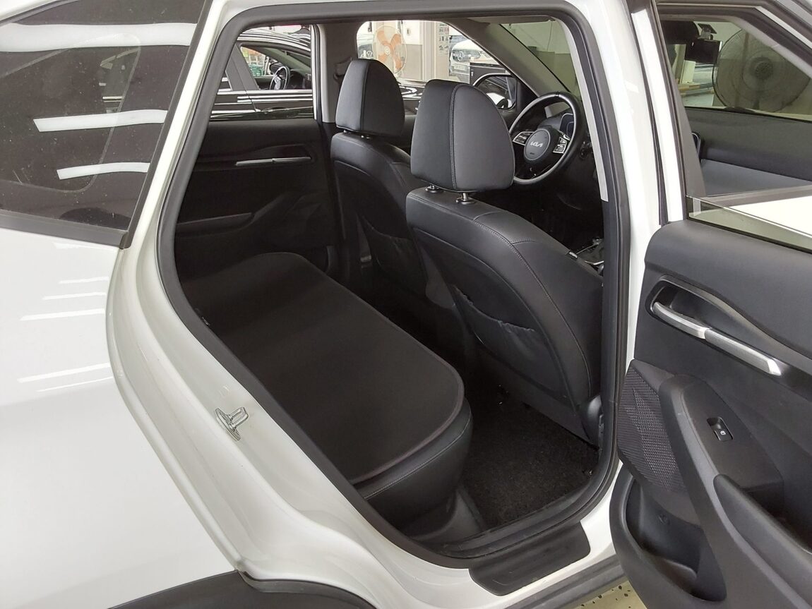 KIA THE NEW SELTOS 1.6 GASOLINE TURBO 2WD TRENDY 2025 - zdjęcie 13
