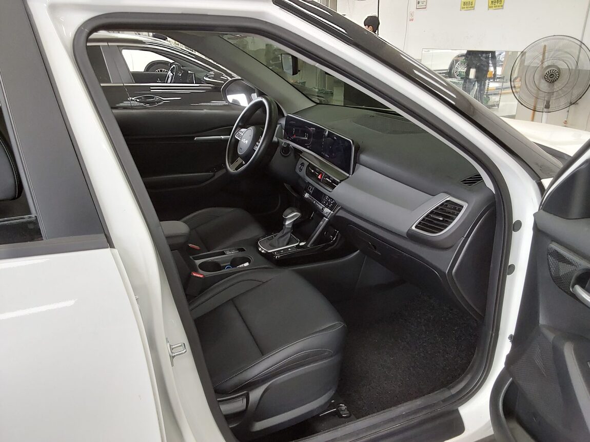 KIA THE NEW SELTOS 1.6 GASOLINE TURBO 2WD TRENDY 2025 - zdjęcie 14