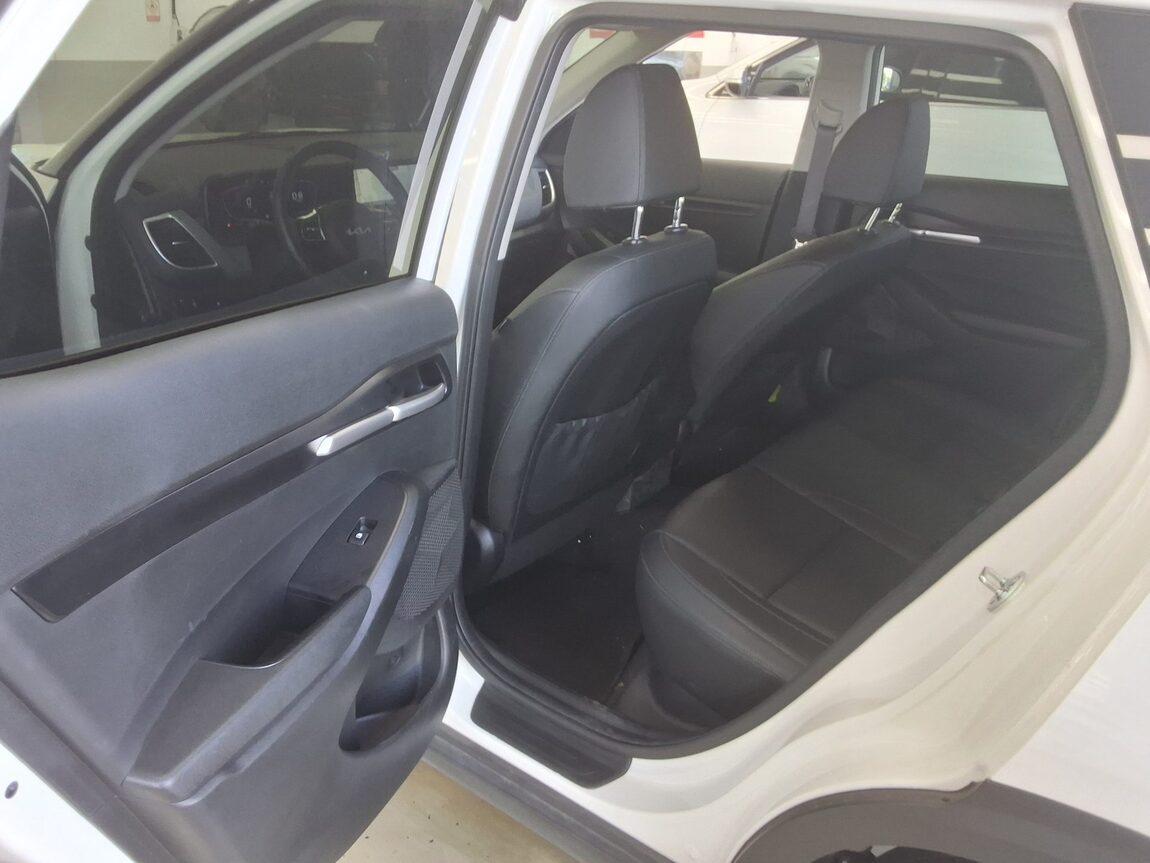 KIA THE NEW SELTOS 2.0 GASOLINE 2WD TRENDY 2025 - zdjęcie 12
