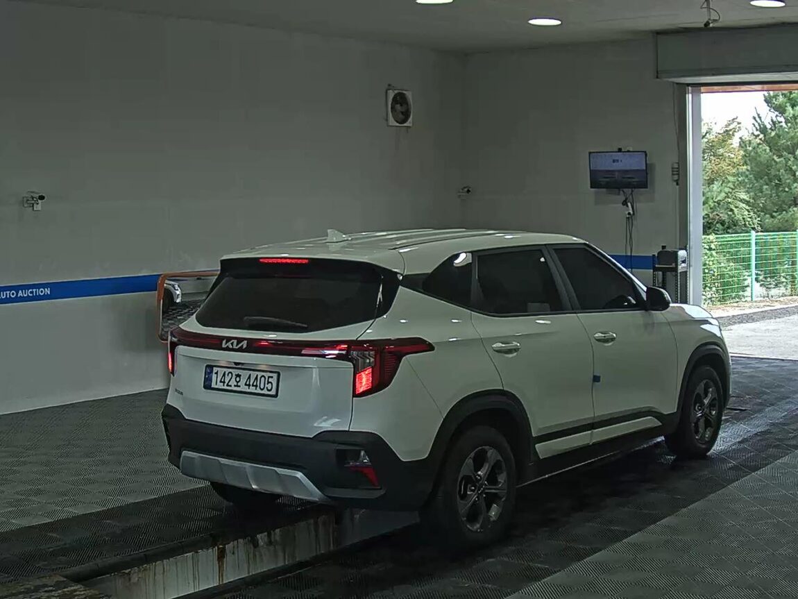 KIA THE NEW SELTOS 2.0 GASOLINE 2WD TRENDY 2025 - zdjęcie 5