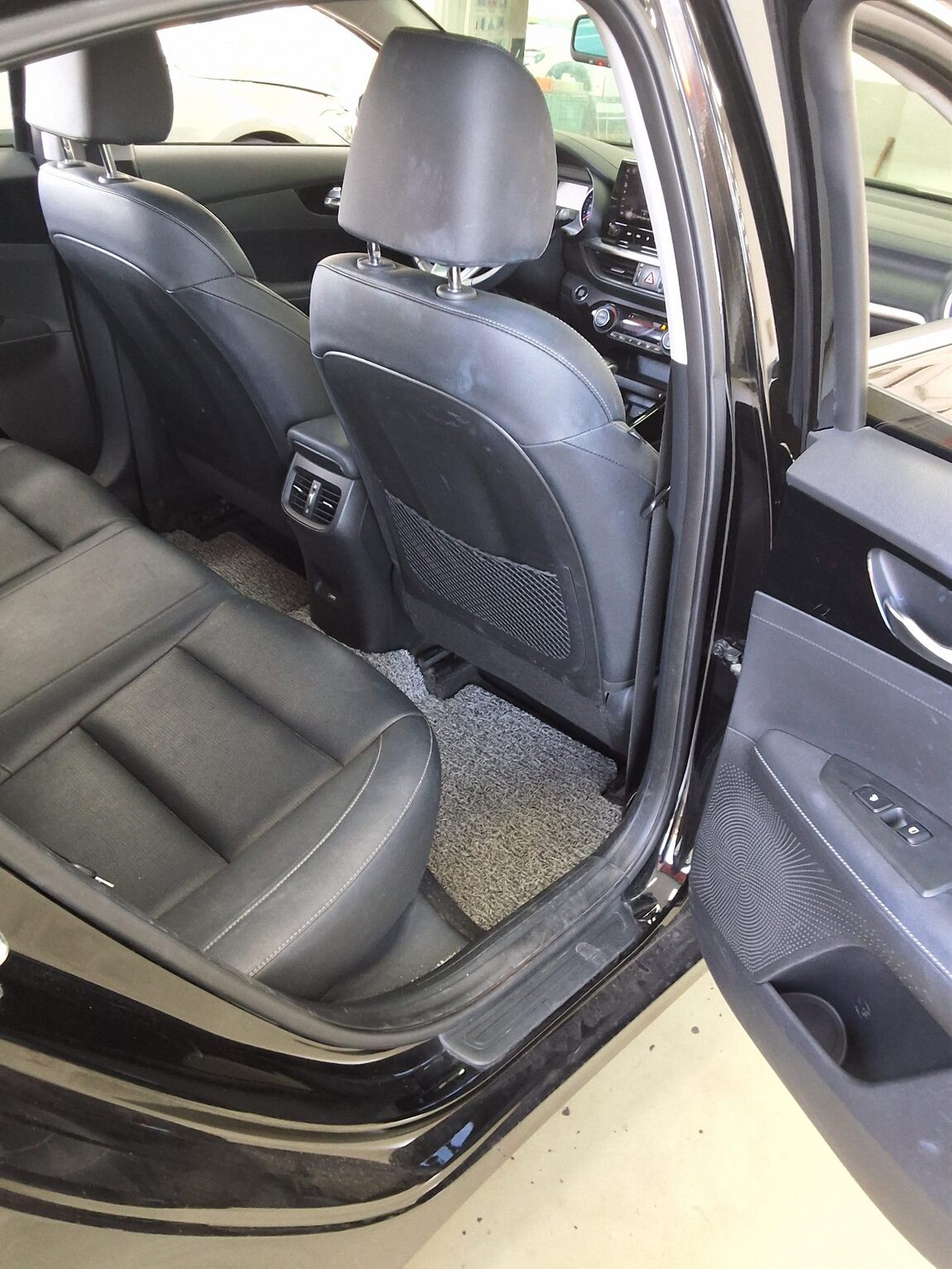 KIA THE NEW K3 1.6 GASOLINE NOBLESSE 2022 - zdjęcie 13