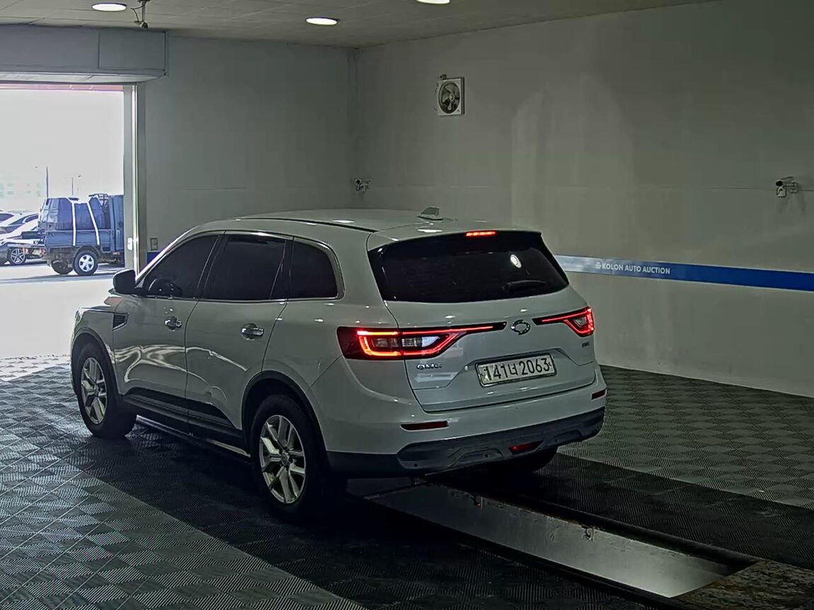 RENAULT (SAMSUNG) QM6 2.0 dCi 2WD LE 2017 - zdjęcie 6