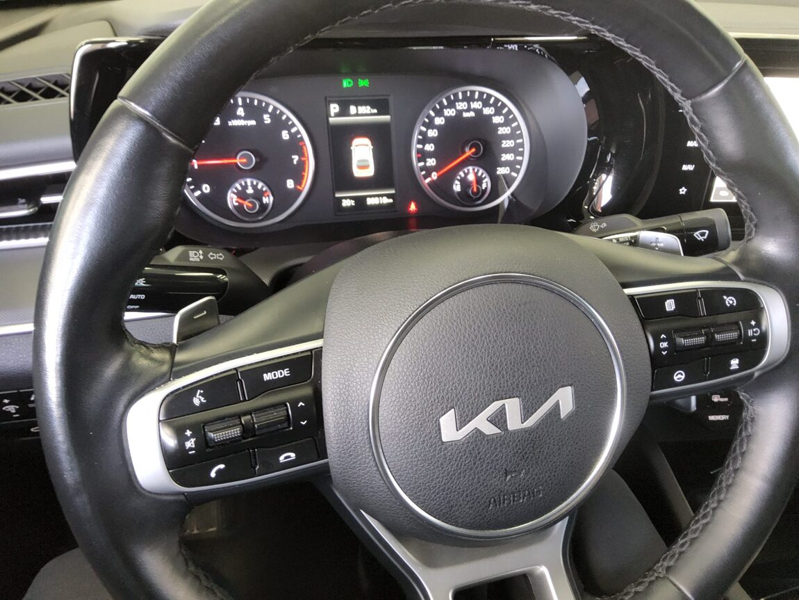KIA NEW K5 (DL3) 2.0 GASOLINE PRESTIGE 2023 - zdjęcie 17