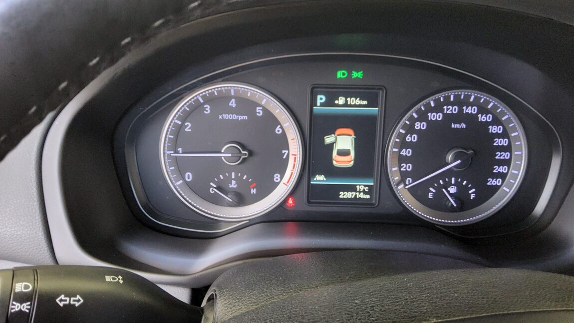 HYUNDAI GRANDEUR IG 3.0 GDi EXCLUSIVE SPECIAL 2018 - zdjęcie 9