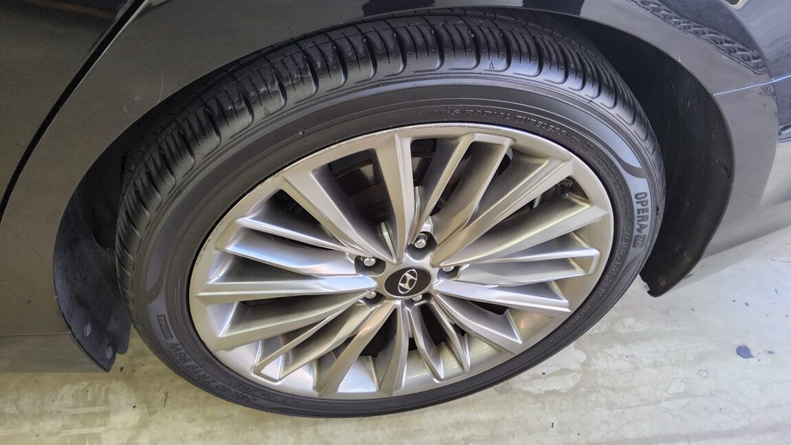 HYUNDAI GRANDEUR IG 3.0 GDi EXCLUSIVE SPECIAL 2018 - zdjęcie 22