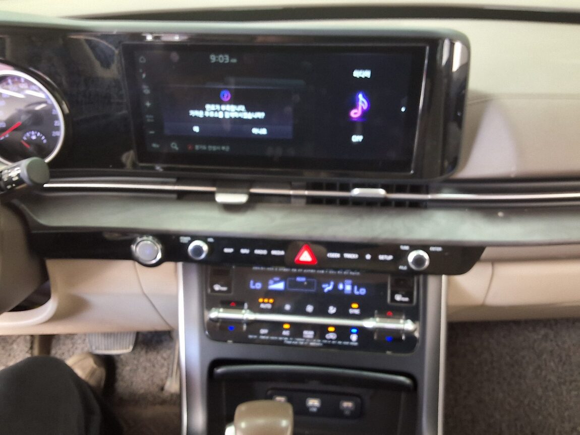 KIA NEW CARNIVAL (KA4) 9-SEATER DIESEL PRESTIGE 2021 - zdjęcie 24