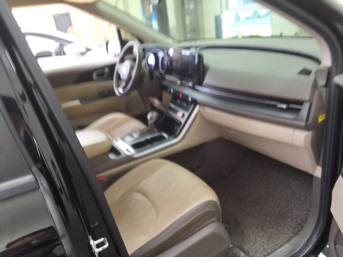 KIA NEW CARNIVAL (KA4) 9-SEATER DIESEL PRESTIGE 2021 - zdjęcie 15
