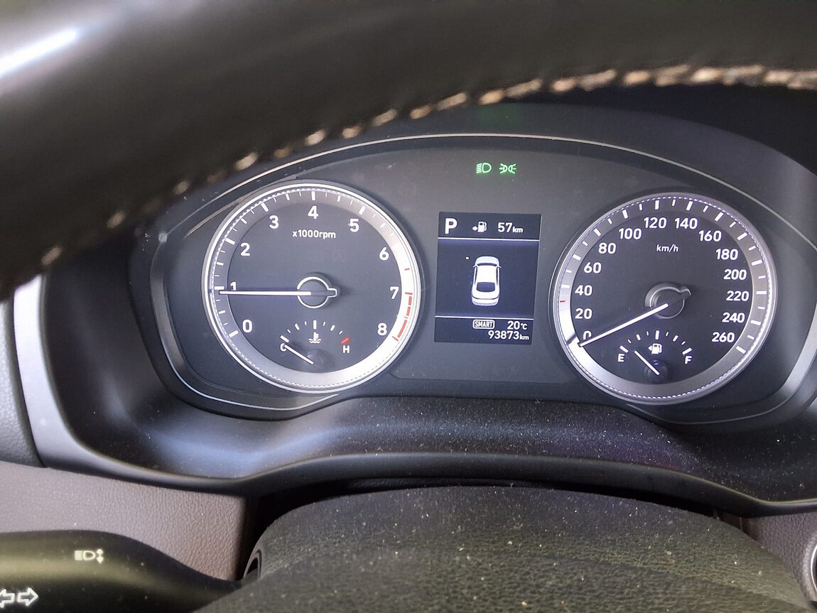 HYUNDAI GRANDEUR IG 2.4 GDi PREMIUM SPECIAL 2018 - zdjęcie 9