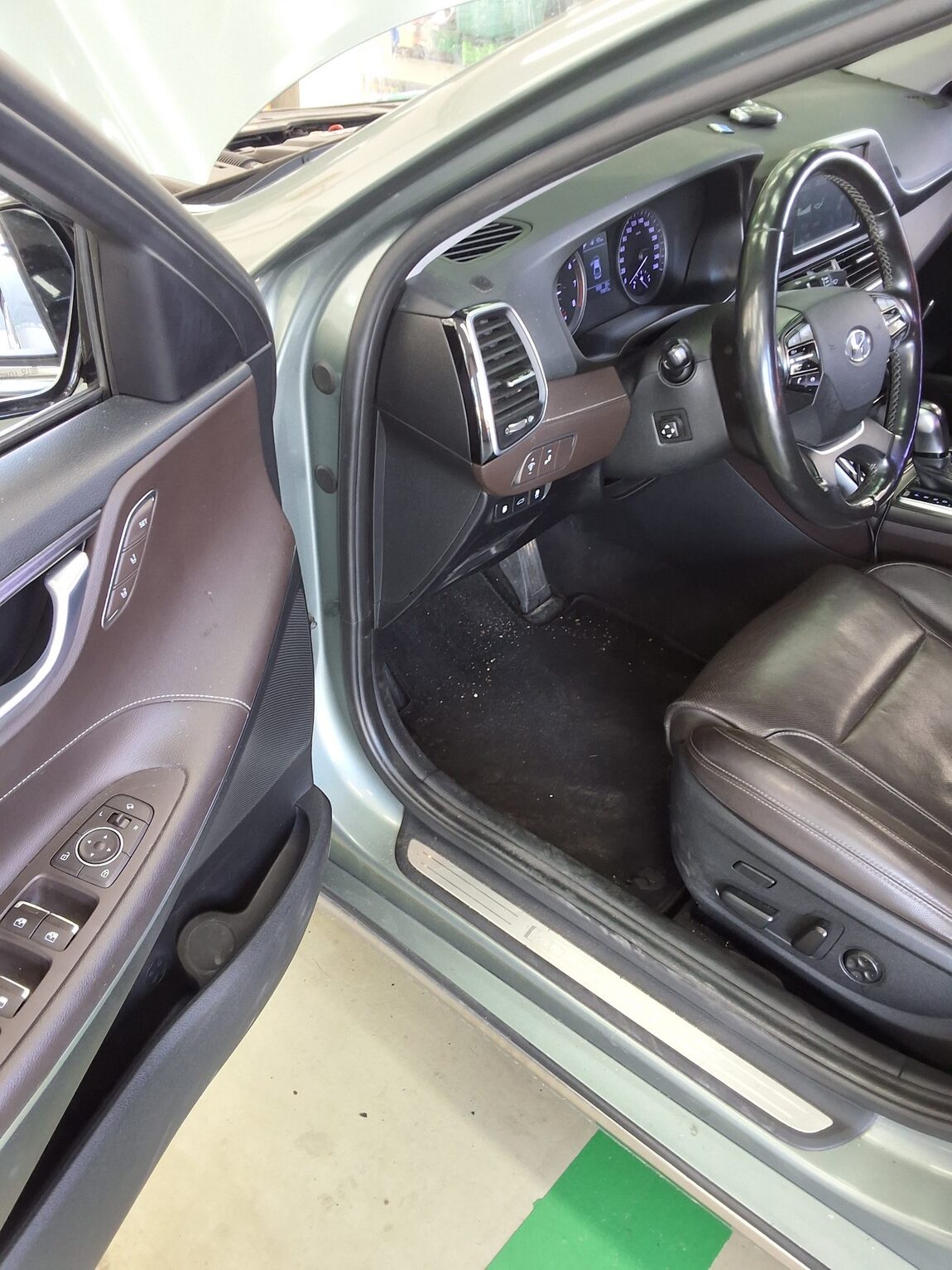 HYUNDAI GRANDEUR IG 2.4 GDi PREMIUM SPECIAL 2018 - zdjęcie 10