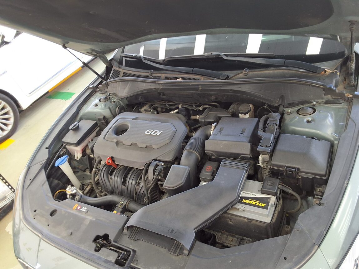 HYUNDAI GRANDEUR IG 2.4 GDi PREMIUM SPECIAL 2018 - zdjęcie 17