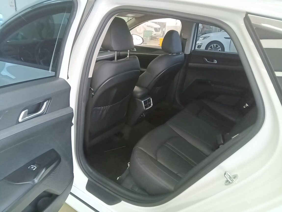 KIA NEW K5 (DL3) 2.0 GASOLINE PRESTIGE 2022 - zdjęcie 12