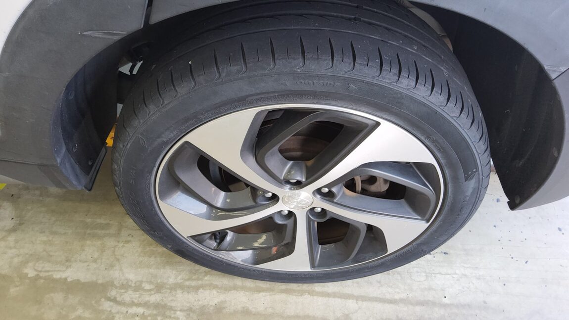 HYUNDAI ALL NEW TUCSON DIESEL R2.0 2WD PREMIUM 2017 - zdjęcie 23