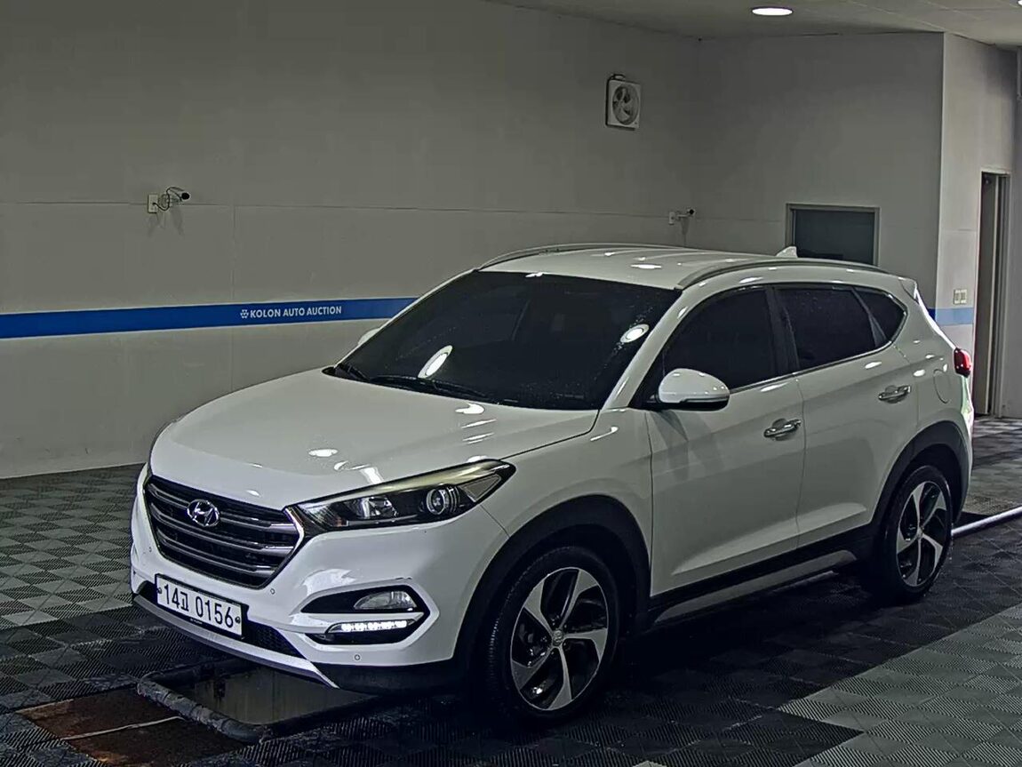 HYUNDAI ALL NEW TUCSON DIESEL R2.0 2WD PREMIUM 2017 - zdjęcie 2