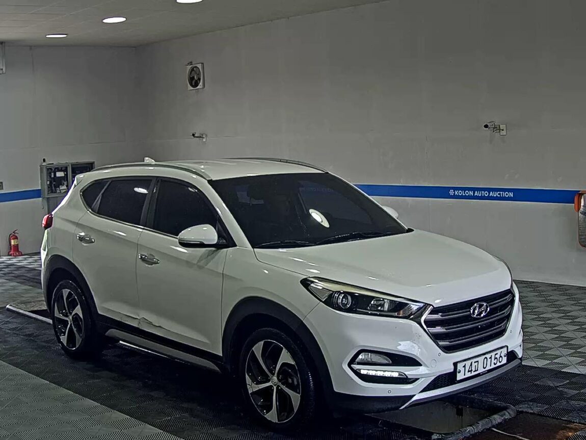 HYUNDAI ALL NEW TUCSON DIESEL R2.0 2WD PREMIUM 2017 - zdjęcie 3