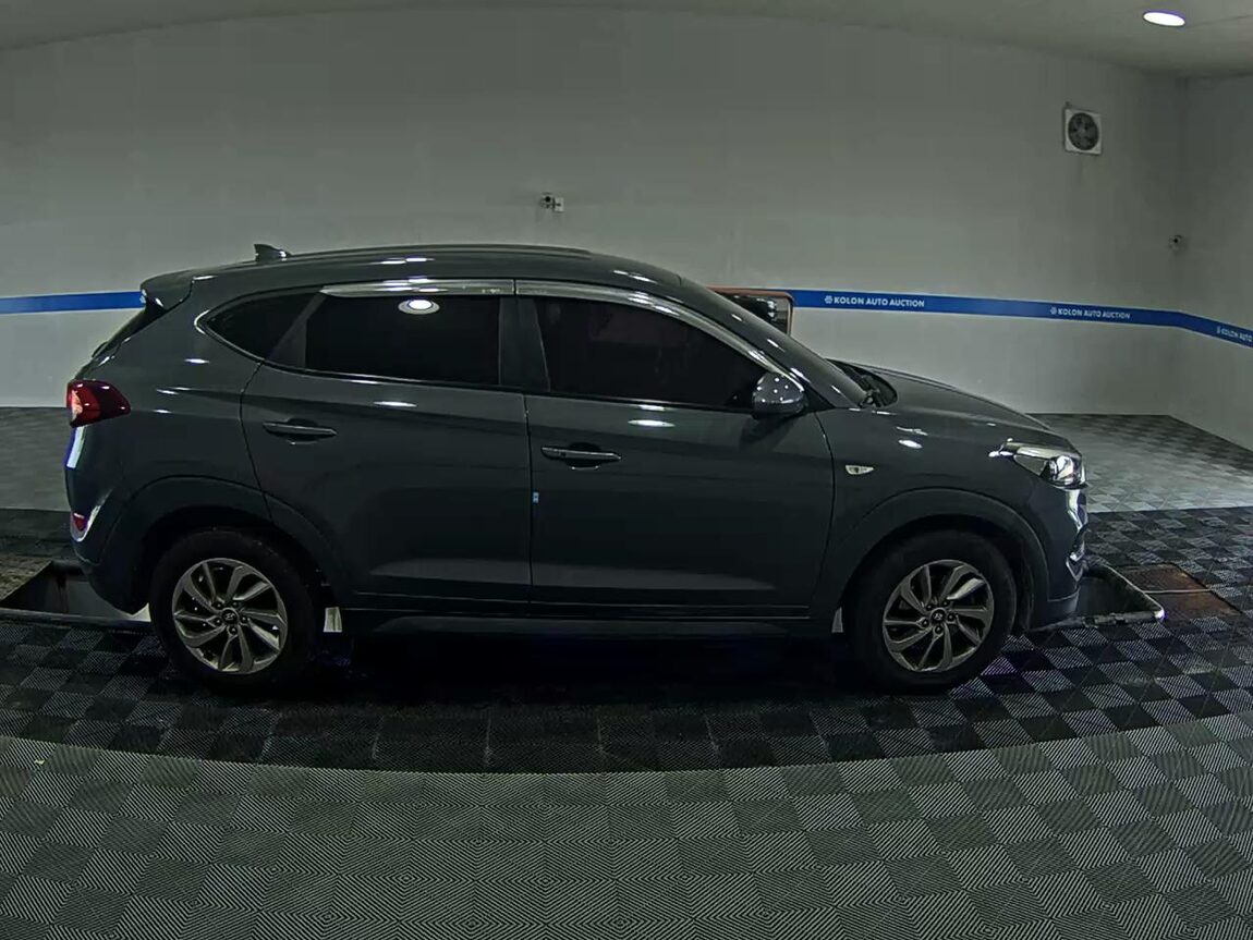 HYUNDAI ALL NEW TUCSON DIESEL 1.7 2WD SMART 2018 - zdjęcie 4
