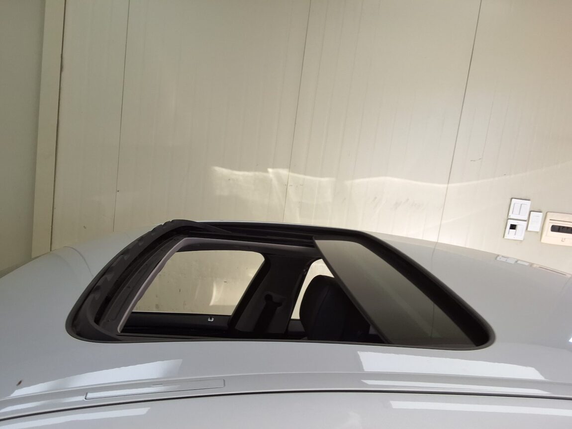 BMW 5 SERIES (6TH GEN) 520d 2013 - zdjęcie 28