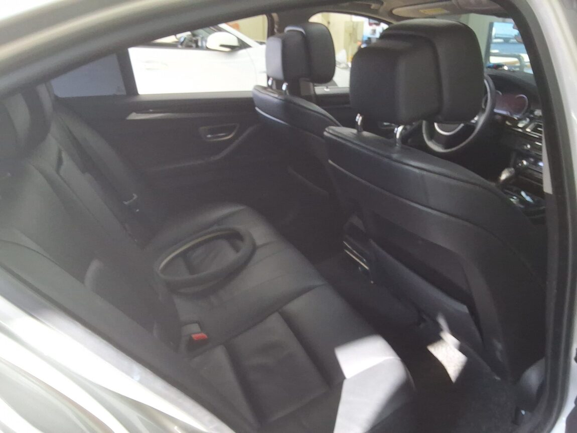 BMW 5 SERIES (6TH GEN) 520d 2013 - zdjęcie 14