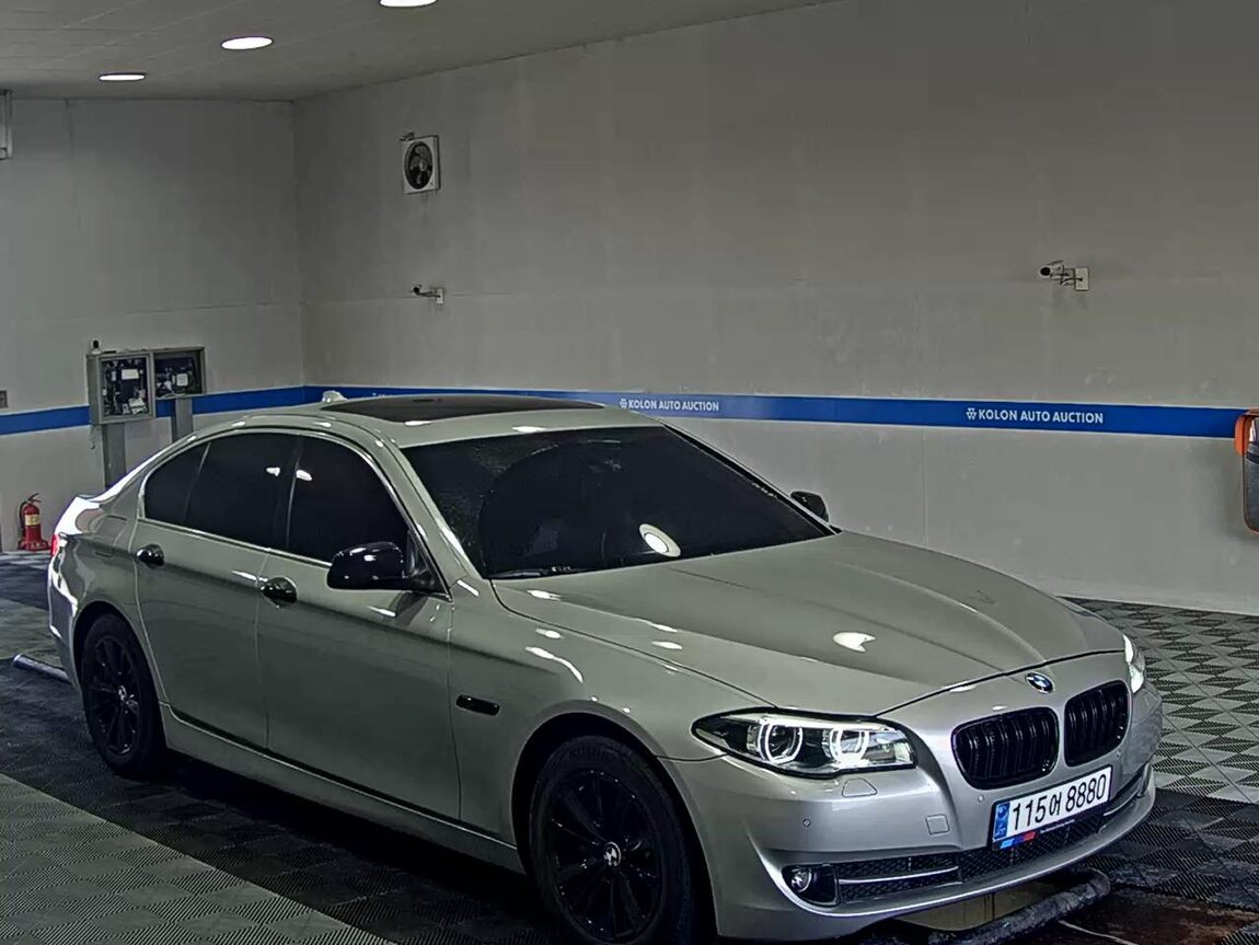 BMW 5 SERIES (6TH GEN) 520d 2013 - zdjęcie 3