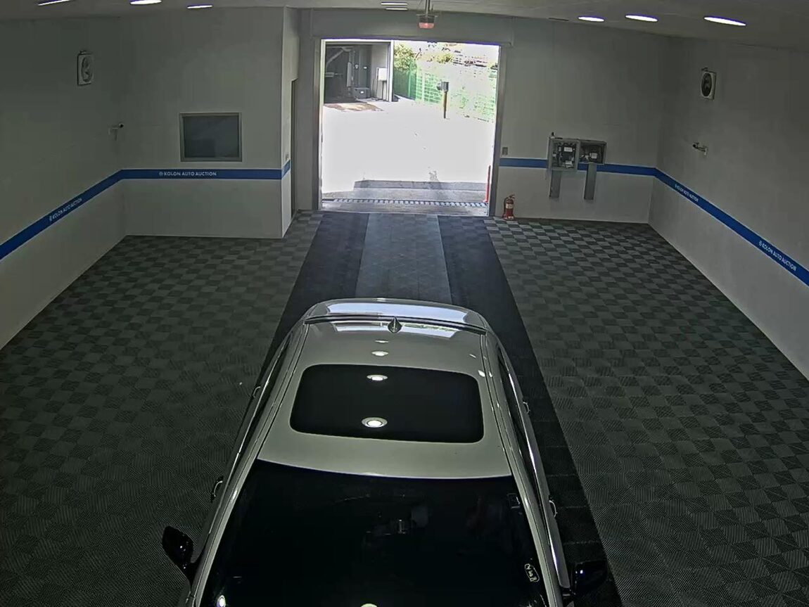 BMW 5 SERIES (6TH GEN) 520d 2013 - zdjęcie 7