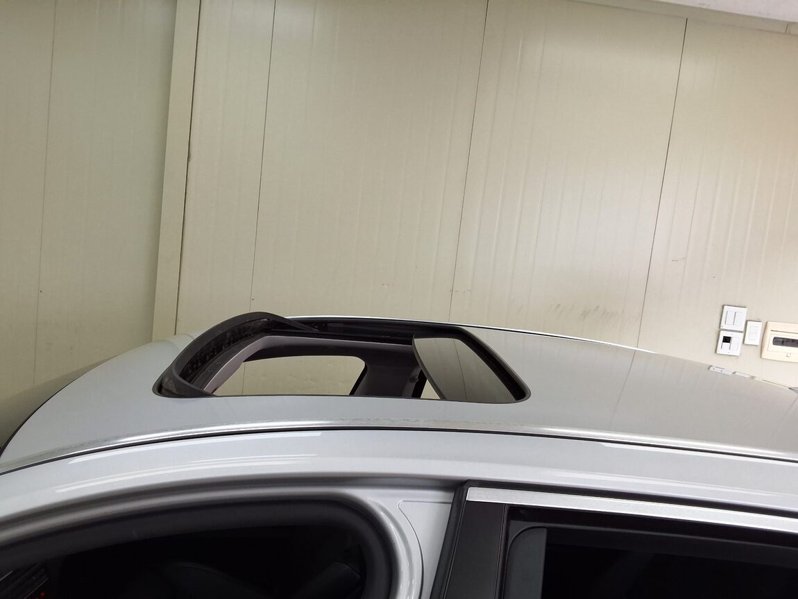 BMW 7 SERIES (5TH GEN) 740Li 2010 - zdjęcie 26