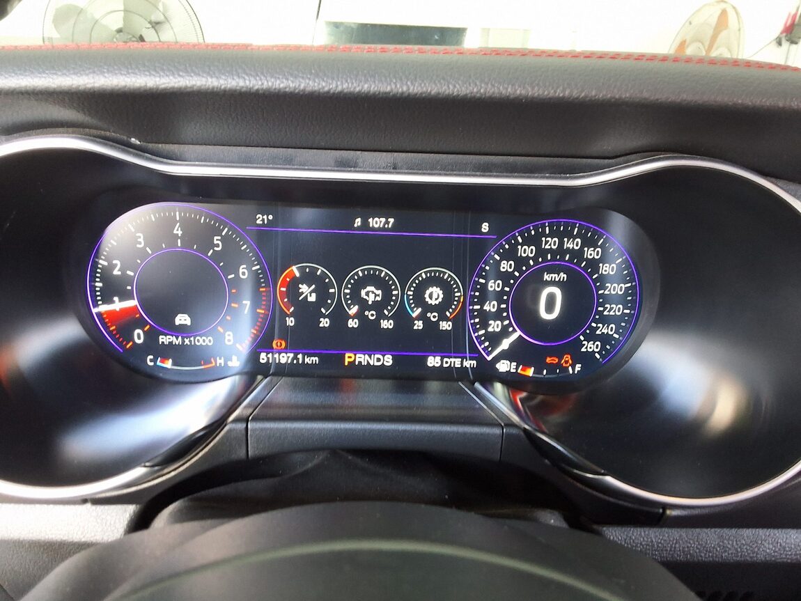 FORD MUSTANG (6TH GEN) COUPE 2.3 PREMIUM 2021 - zdjęcie 9