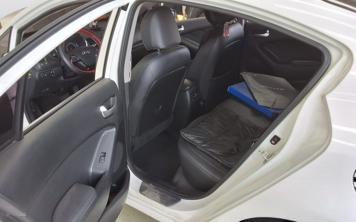 KIA THE NEW K3 1.6 GDI PRESTIGE SPECIAL 2016 - zdjęcie 12