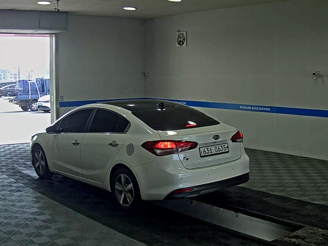 KIA THE NEW K3 1.6 GDI PRESTIGE SPECIAL 2016 - zdjęcie 6