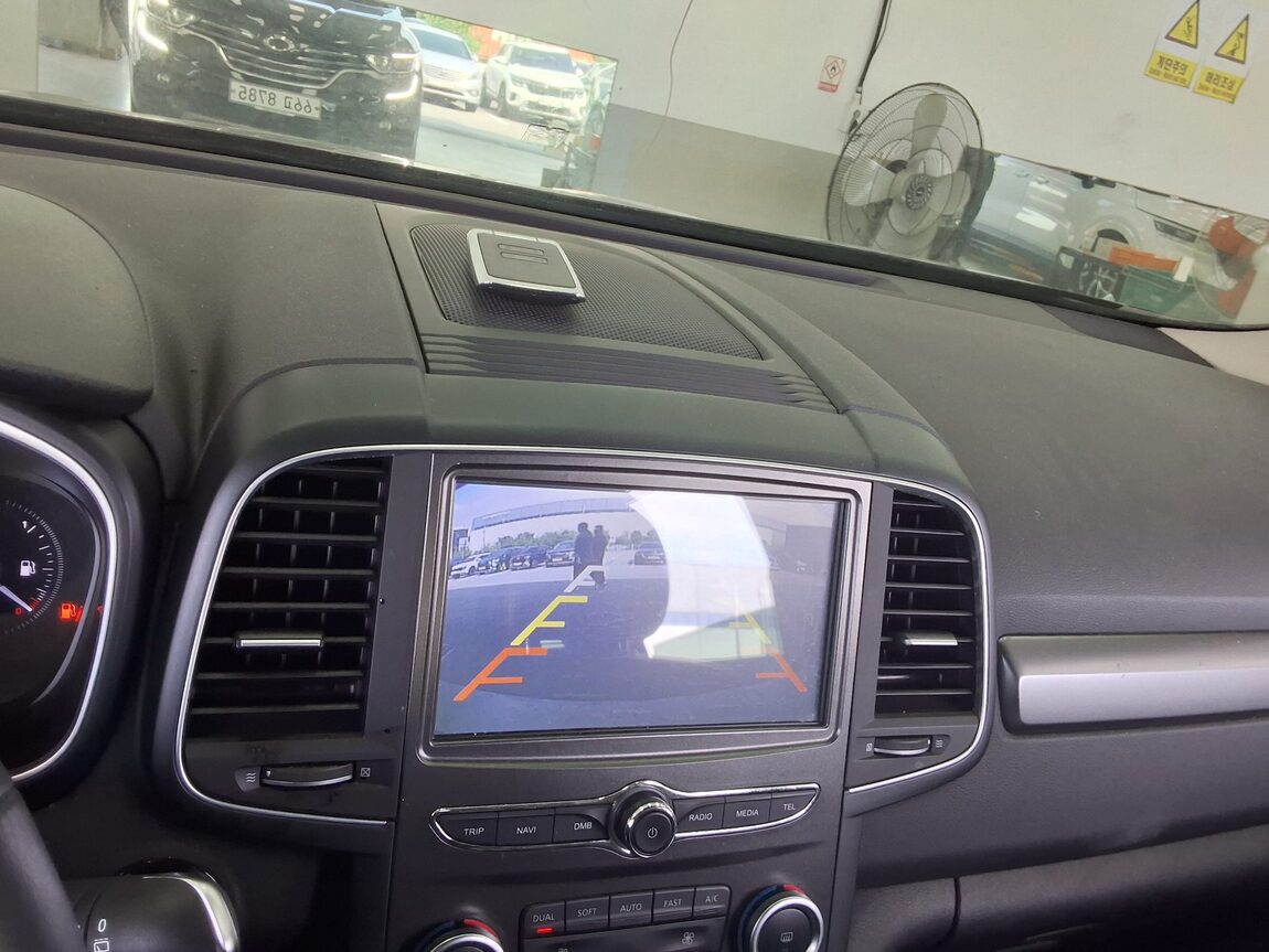 RENAULT (SAMSUNG) QM6 2.0 dCi 2WD LE 2017 - zdjęcie 18