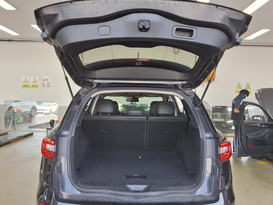 RENAULT (SAMSUNG) QM6 2.0 dCi 2WD LE 2017 - zdjęcie 15
